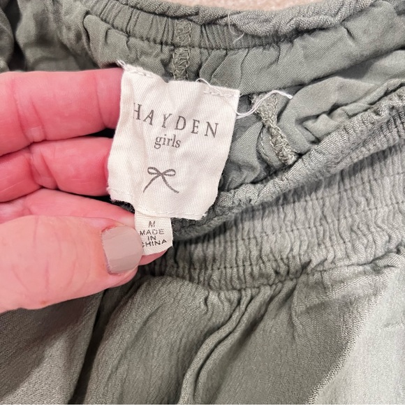 Hayden girls olive green skort, size M - Picture 2 of 3